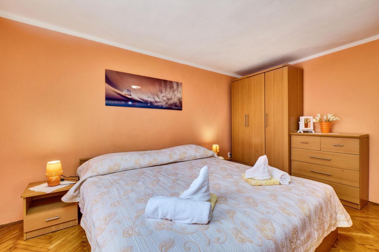 וולי לוסיניי Apartments Ljubica מראה חיצוני תמונה