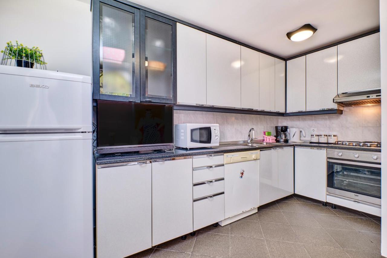 וולי לוסיניי Apartments Ljubica מראה חיצוני תמונה